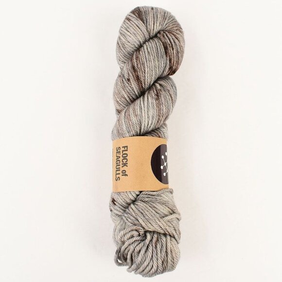 KRAEO Auntie Afghan Worsted Yarn SW Merino Hand-Dyed Flock Of Seagulls - Picture 1 of 3